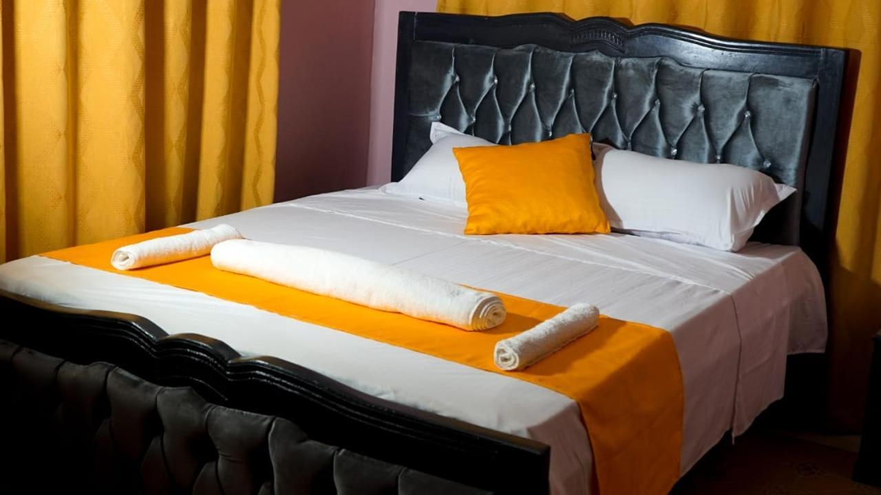 Cate Apartments 1,2 And 3 Master Ensuite Bedrooms Kisumu Exterior photo