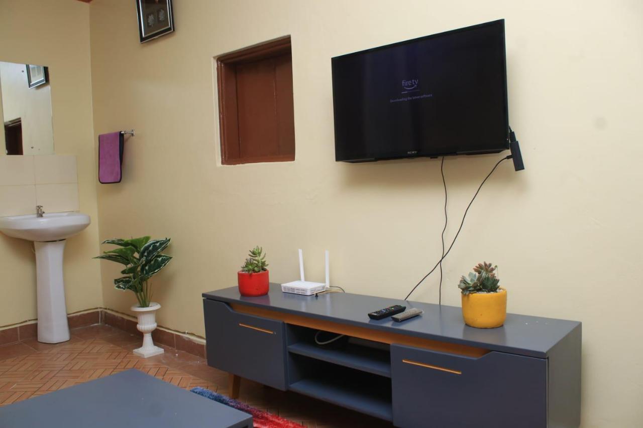 Cate Apartments 1,2 And 3 Master Ensuite Bedrooms Kisumu Exterior photo